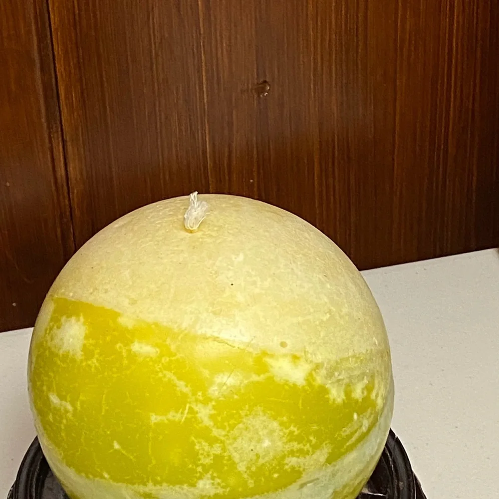 Marble Lemon Pattern unscented Big Ball candle 7”
